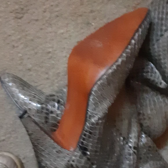 SUELA Cuero sz 38 snakeskin gray heeled boots 4 inch heels leather sole - Picture 2 of 4